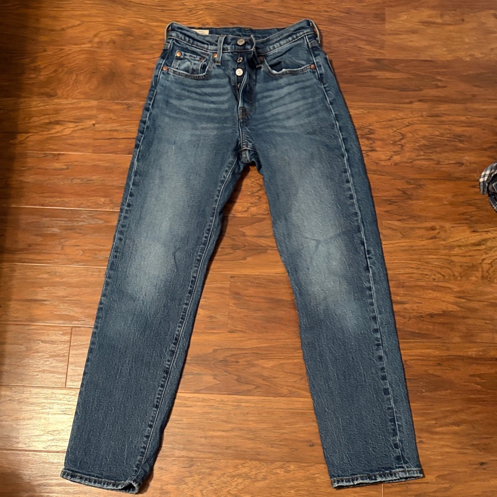 Levi's Women's Slim Straight Blue Denim Jeans